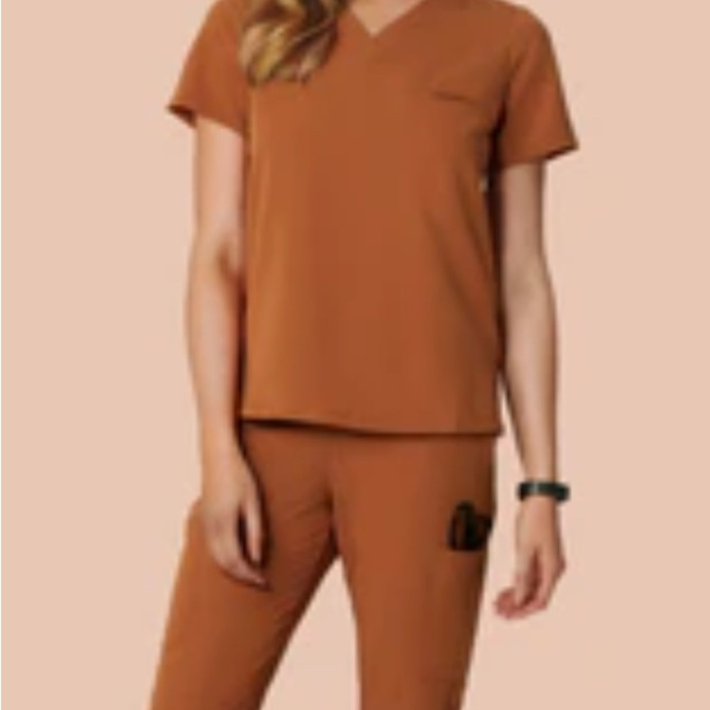 Women’s V-Neck Scrub Top and Pant Set — Rust or Pecan